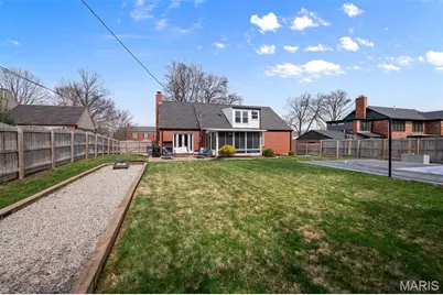 8142 Amherst Avenue, University City, MO 63130 - Photo 33