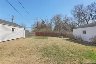 2712 Manderly Dr, Brentwood, MO 63144 - Photo 27