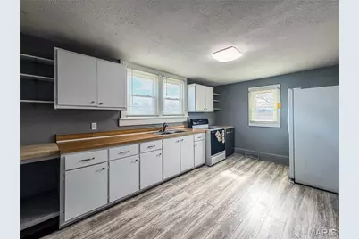 110 Clarke, De Soto, MO 63020 - Photo 7