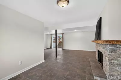 2165 E Humes Lane, Florissant, MO 63033 - Photo 27