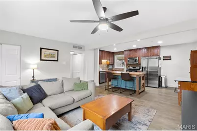 247 Ramsey Lane, Ballwin, MO 63021 - Photo 7