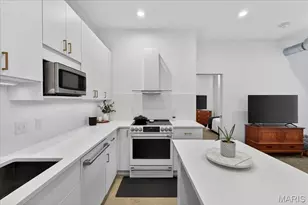 3842 Olive St, Saint Louis, MO 63108 - Photo 7