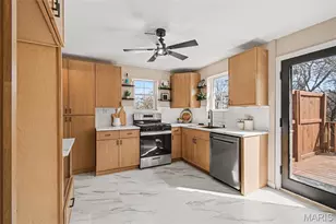 322 Midway Ave, Kirkwood, MO 63122 - Photo 11