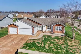 1805 Hackmann Hollow Dr, Wentzville, MO 63385 - Photo 29