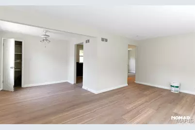 8135 Bloom Drive, Saint Louis, MO 63114 - Photo 15