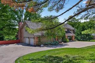 11 Denny Ln, Huntleigh, MO 63131 - Photo 5