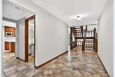 11 Denny Lane, Huntleigh, MO 63131 - Photo 7