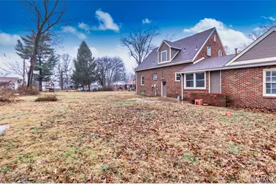 20 Barcelona Avenue, Saint Louis, MO 63138 - Photo 27