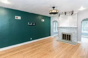 20 Barcelona Ave, Saint Louis, MO 63138 - Photo 3