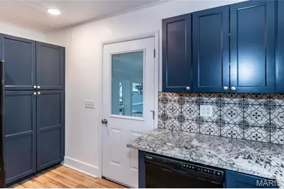 20 Barcelona Avenue, Saint Louis, MO 63138 - Photo 9