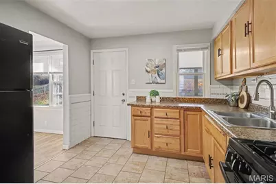 10454 Coburg Lands Drive, Saint Louis, MO 63137 - Photo 11