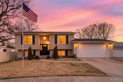 1973 Tealwood Cove Drive, Florissant, MO 63031 - Photo 3