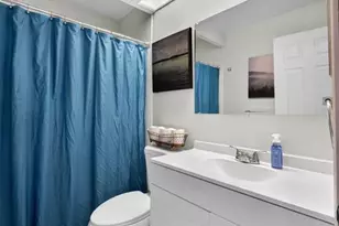 1973 Tealwood Cove Dr, Florissant, MO 63031 - Photo 13