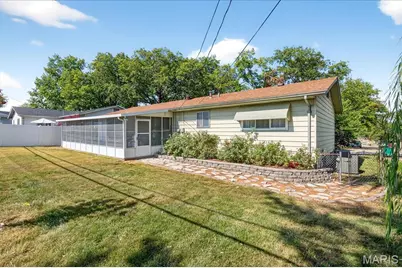 354 Burncoate Drive, Oakville, MO 63129 - Photo 29