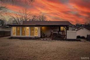 2262 Graystone Dr, Saint Charles, MO 63303 - Photo 5