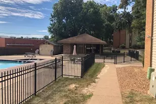 2891 Fairways Cir, Unincorporated, MO 63303 - Photo 7