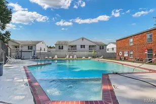 4351 Chateau De Ville Dr, Saint Louis, MO 63129 - Photo 19