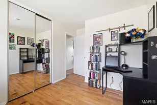 1528 Ville Rosa Ln, Hazelwood, MO 63042 - Photo 15