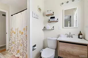 1528 Ville Rosa Ln, Hazelwood, MO 63042 - Photo 11