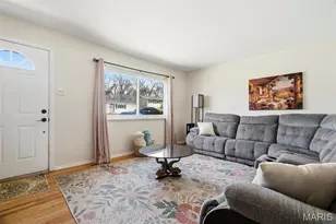 1528 Ville Rosa Ln, Hazelwood, MO 63042 - Photo 5