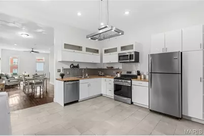 2845 Wyoming Street, Saint Louis, MO 63118 - Photo 9