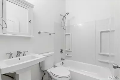 2845 Wyoming Street, Saint Louis, MO 63118 - Photo 17