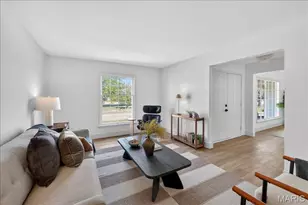 11146 Crickett Hill Dr, Saint Louis, MO 63146 - Photo 7