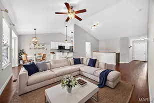 146 Marble Crossing Dr, Wentzville, MO 63385 - Photo 5