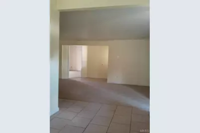 8501 Midwood Avenue, Berkeley, MO 63134 - Photo 3