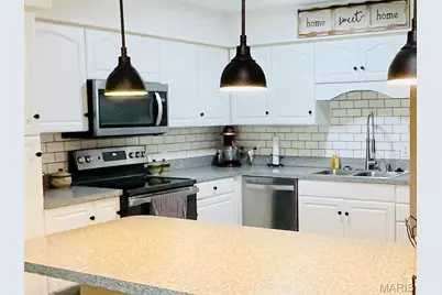 1300 N Main Street #204, Sikeston, MO 63801 - Photo 5