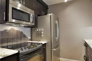 869 Forest Trace Dr, Chesterfield, MO 63017 - Photo 11