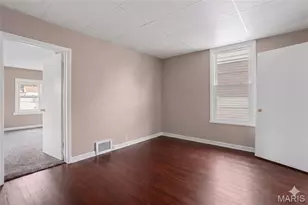 6204 Vermont Ave, Saint Louis, MO 63111 - Photo 9