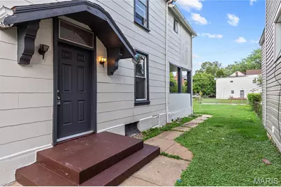 6204 Vermont Avenue, Saint Louis, MO 63111 - Photo 7