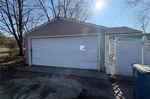 545 Davis St, Saint Louis, MO 63111 - Photo 13