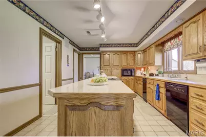 118 Greenbriar Drive, Sikeston, MO 63801 - Photo 33