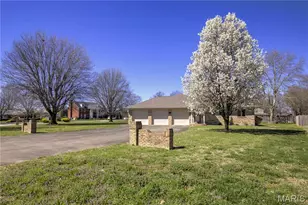 118 Greenbriar Dr, Sikeston, MO 63801 - Photo 3