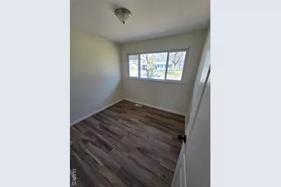 1240 Mullanphy Road, Florissant, MO 63031 - Photo 7