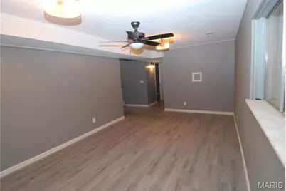 12428 Marine Avenue, Maryland Heights, MO 63043 - Photo 21