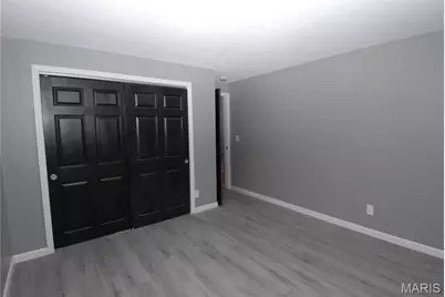 12428 Marine Avenue, Maryland Heights, MO 63043 - Photo 23