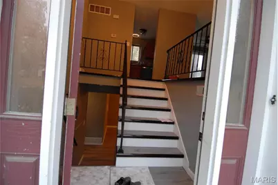 12428 Marine Avenue, Maryland Heights, MO 63043 - Photo 7