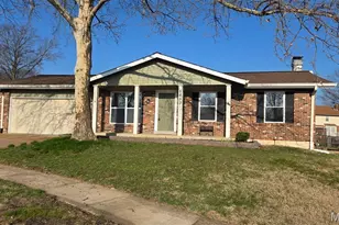 5853 Hunter Brook Ct, Saint Louis, MO 63129 - Photo 1