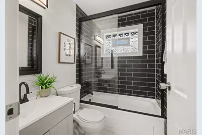 5853 Hunterbrook Court, Saint Louis, MO 63129 - Photo 9