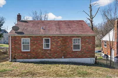 2425 Shirley Avenue, Jennings, MO 63136 - Photo 23