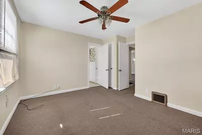 2425 Shirley Avenue, Jennings, MO 63136 - Photo 15