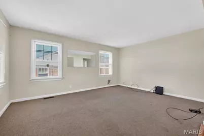 2425 Shirley Avenue, Jennings, MO 63136 - Photo 7