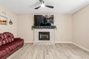 6 Hollow Oak Ct, Imperial, MO 63052 - Photo 7