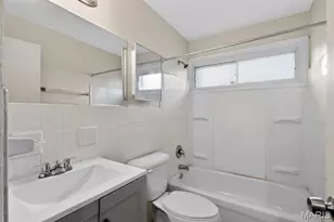 8302 Woodhurst Dr, Berkeley, MO 63134 - Photo 23