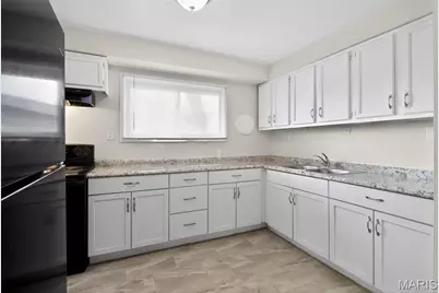 8302 Woodhurst Drive, Berkeley, MO 63134 - Photo 15