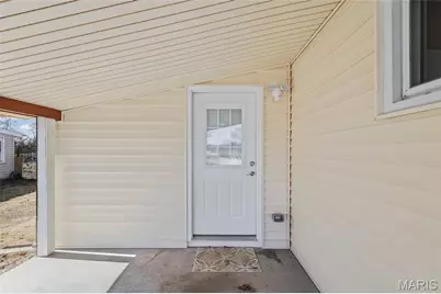 939 Oak Ridge Avenue, Saint Louis, MO 63126 - Photo 23
