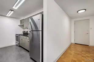 200 S Brentwood Blvd, Clayton, MO 63105 - Photo 21